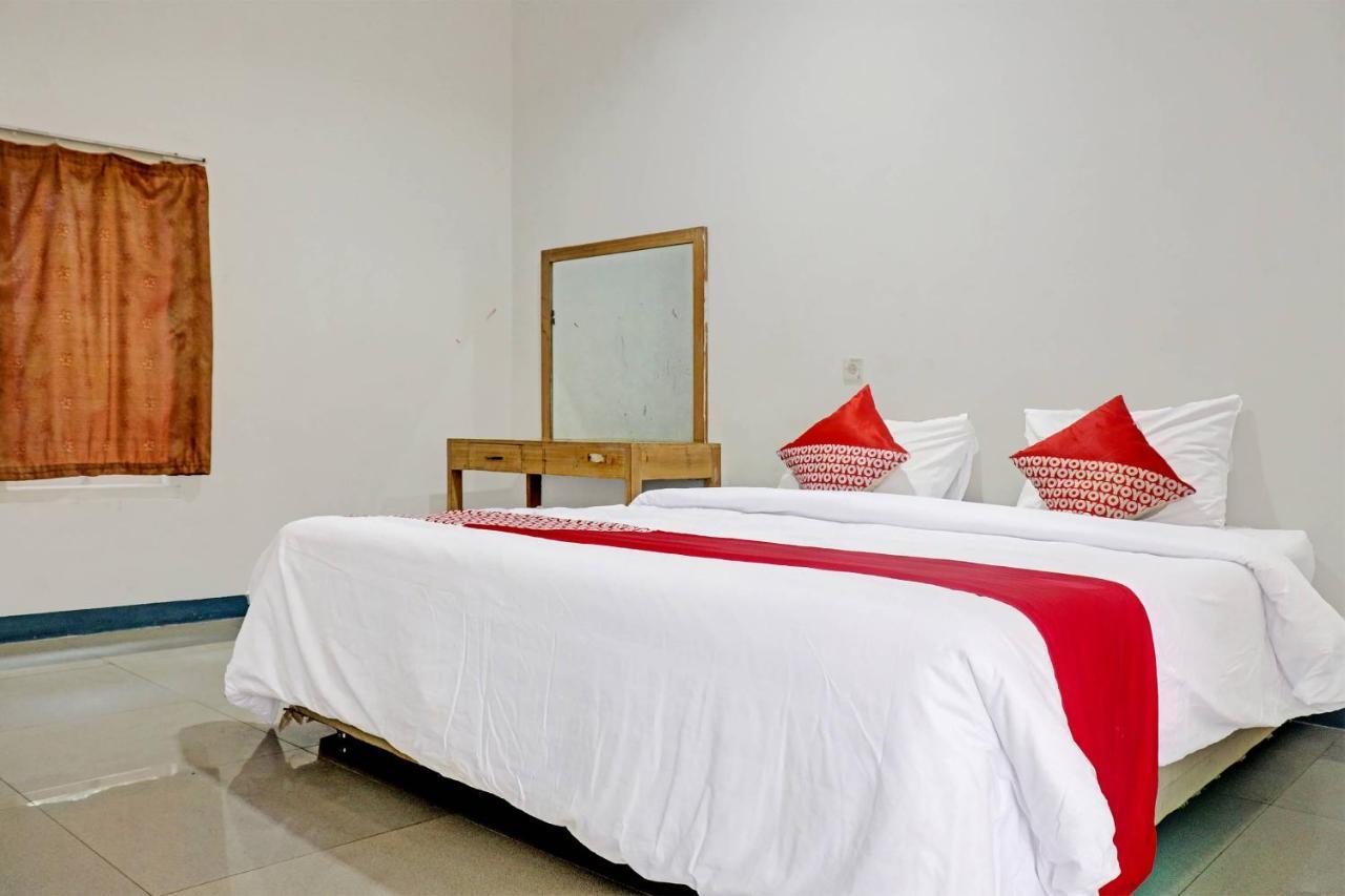 Oyo 90483 Homestay Permata Syariah Bangko Extérieur photo