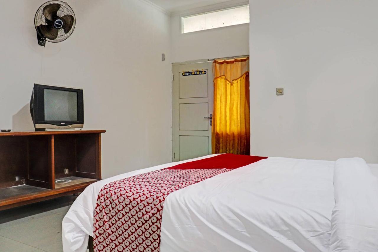 Oyo 90483 Homestay Permata Syariah Bangko Extérieur photo