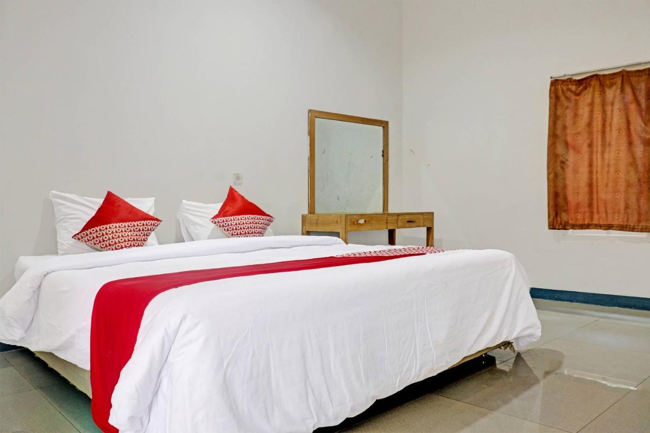 Oyo 90483 Homestay Permata Syariah Bangko Extérieur photo